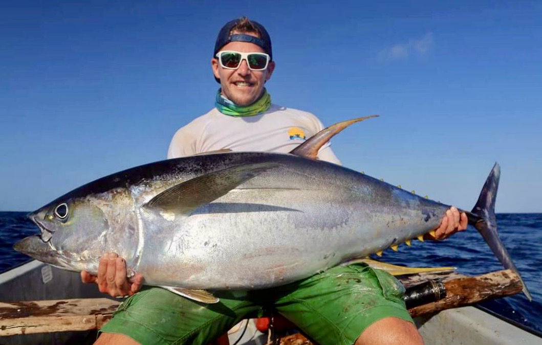 Sunrise reef fishing